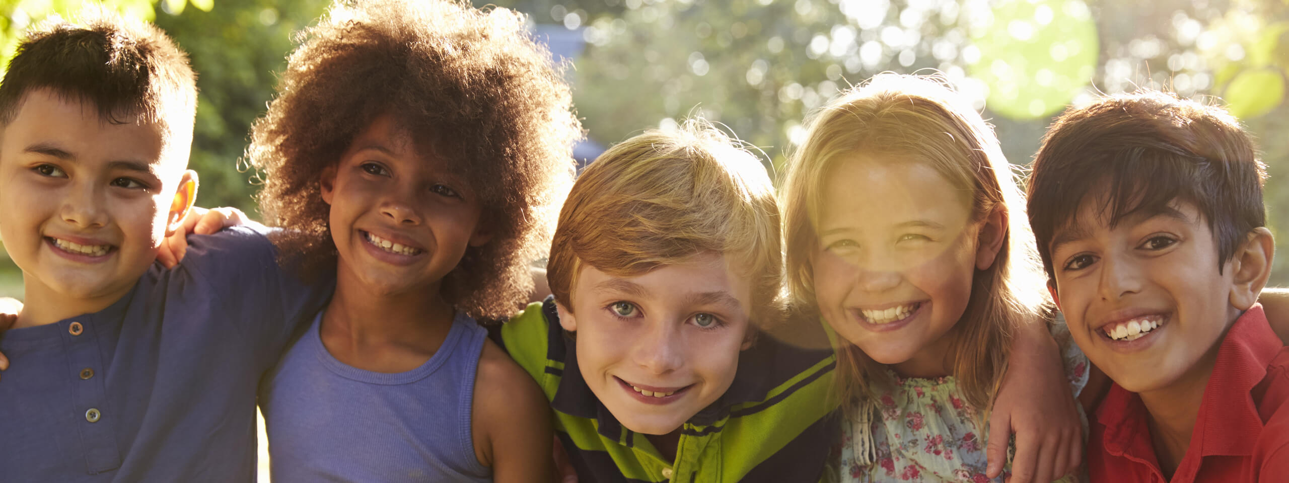 kids friends smiling outside summer banner